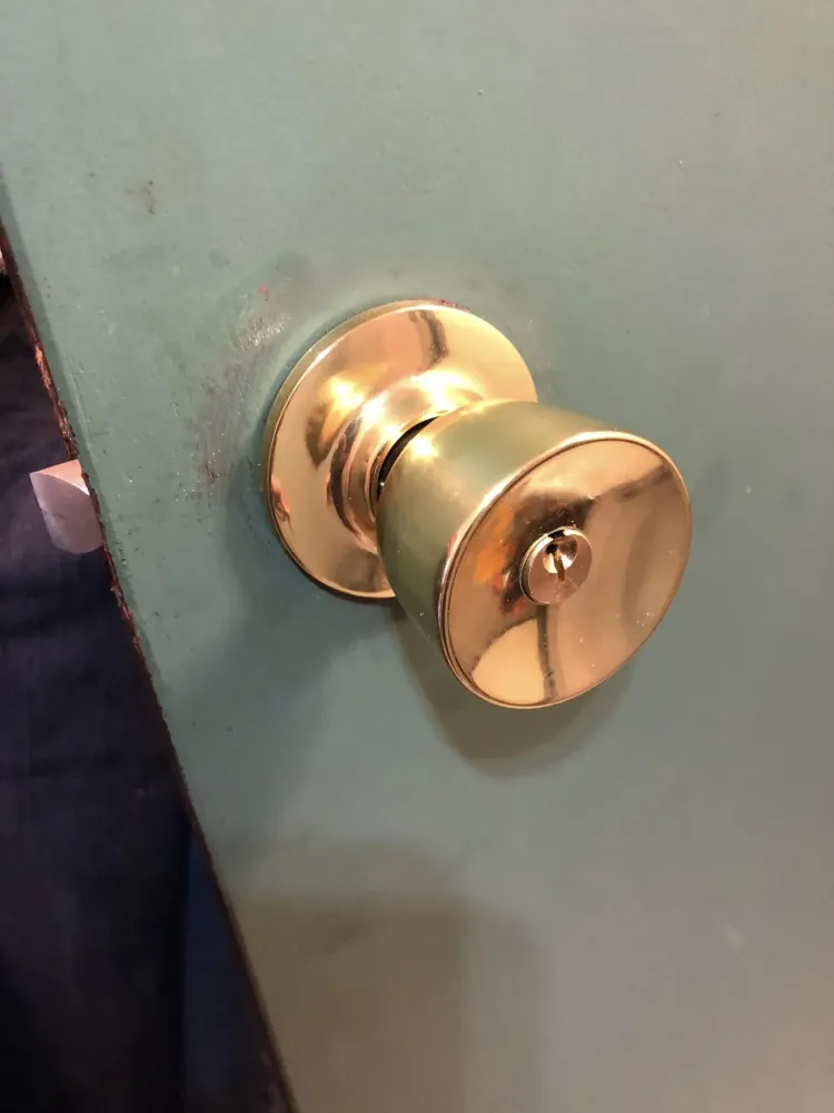 Ouverture porte claquée à Chadrac